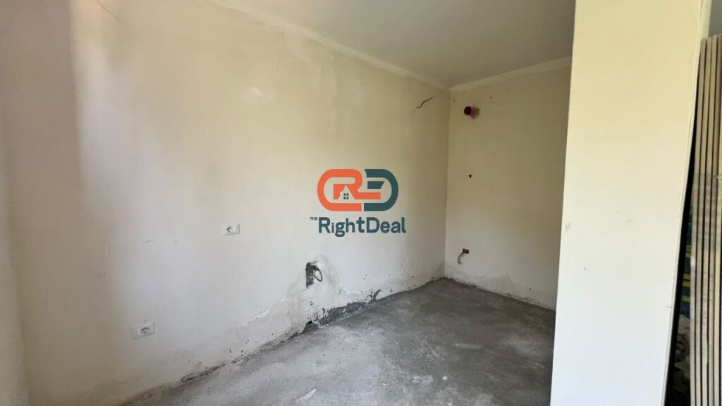 Al Complesso Xheluks, In Via Elbasan, Vendesi Super Appartamento 2+1+2 Finito!
