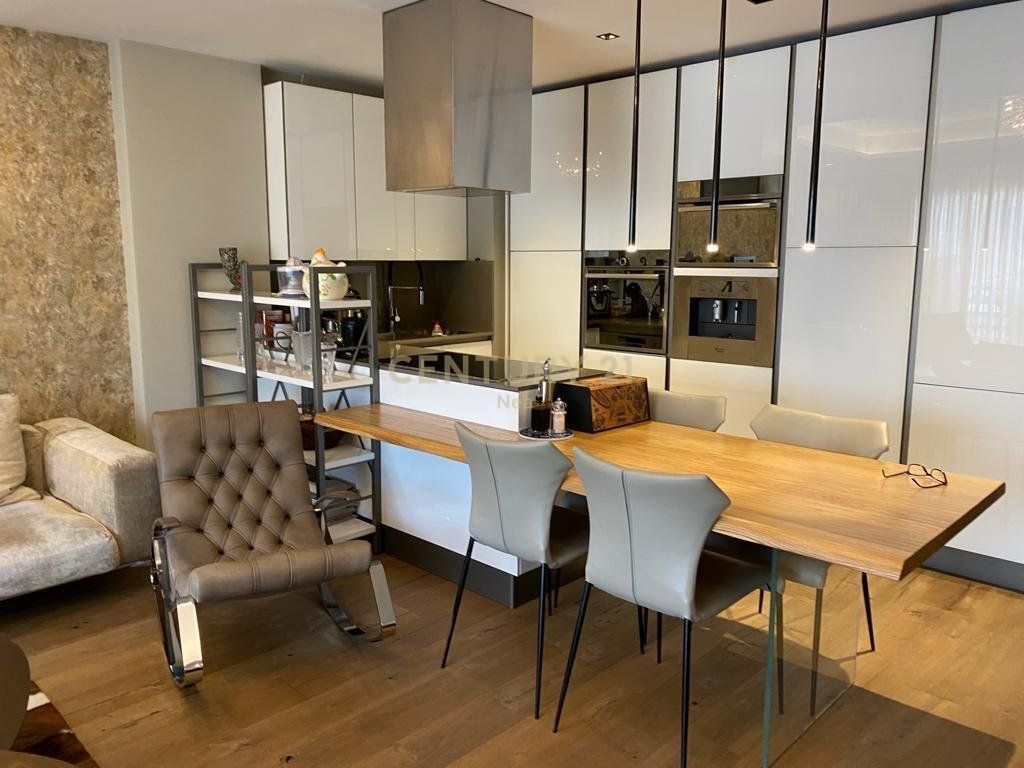 🏙️ Apartment 2+1 + Parking for rent in Bllok!