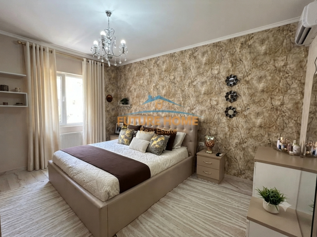 Rent, Apartment 2+1+2+ Garage, Botanical Garden, Tirana