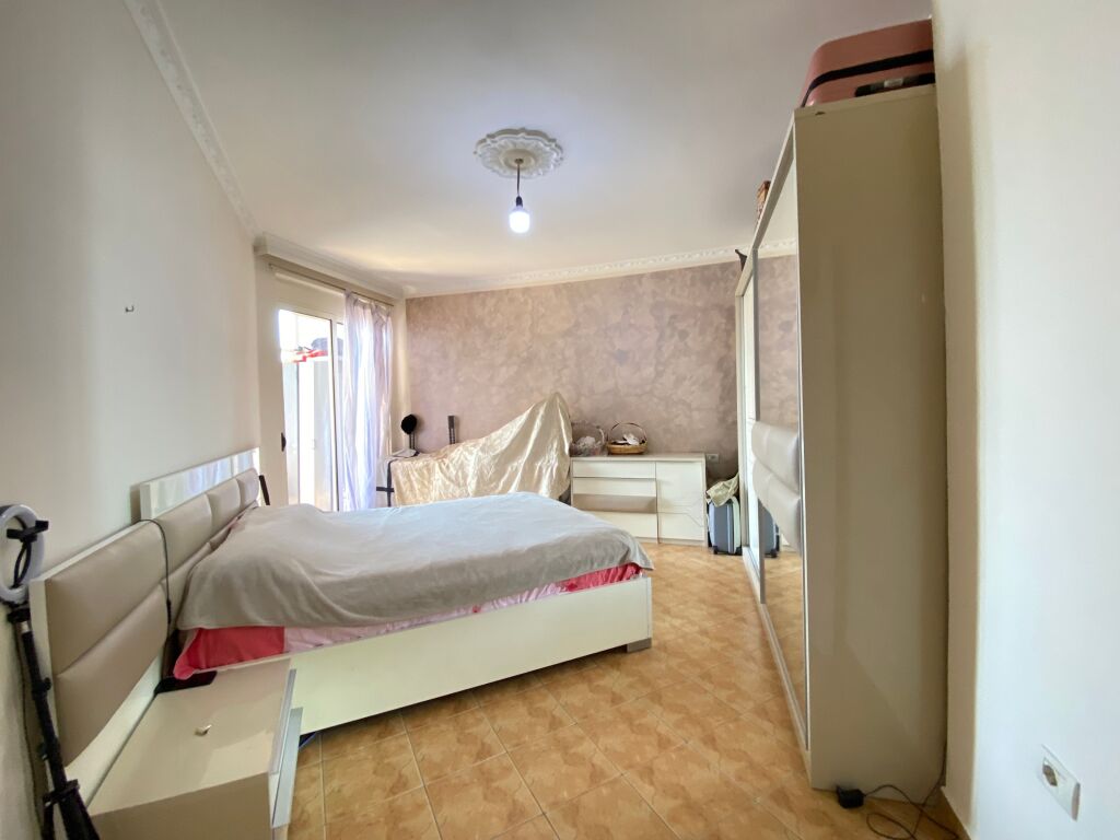 2+1/Affitto📍Astir,Vila l 📌50 000 lek