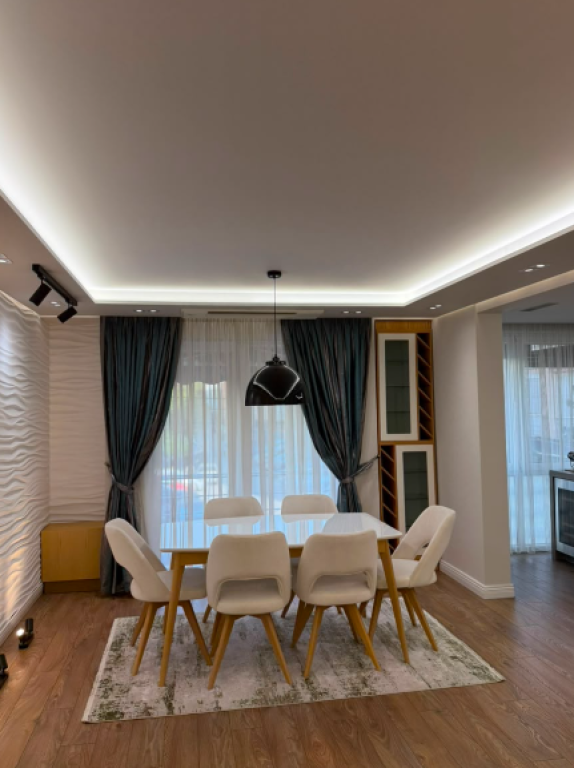 ✅ SHITET APARTAMENT LUKSOZ 2+1+2 | Blloku Gintash, Laprakë