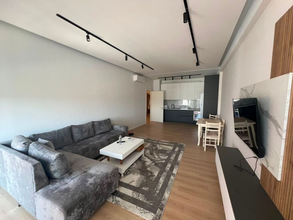Affitto, Appartamento 2+1, Via Dritan Hoxha, Tirana. Empire72568