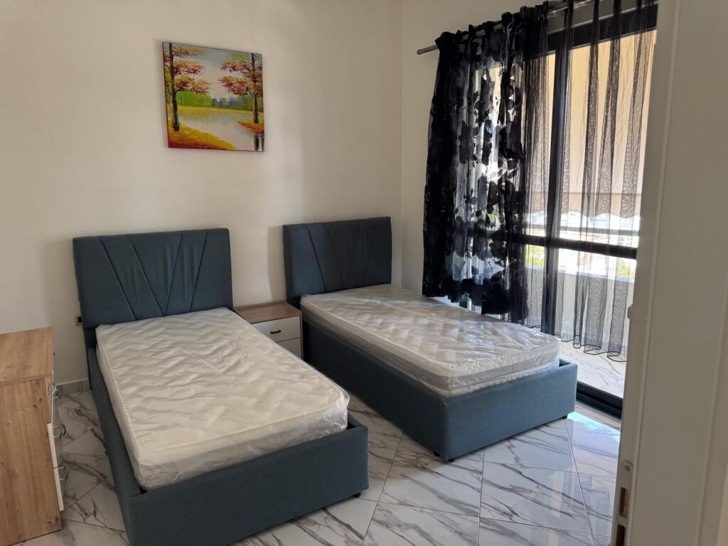 Cassa Italia, apartment 2+1+Garage for rent! 45,000 Leke