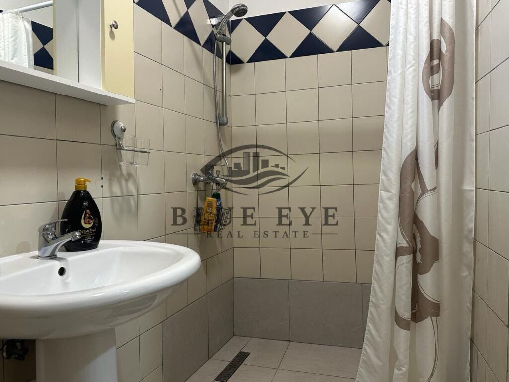 Jepet me qira apartament 1+1 pranë Gjykatës – Durrës!