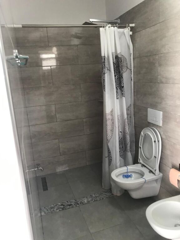 CASA PRIVATA IN AFFITTO – VIA TODI SHKURT