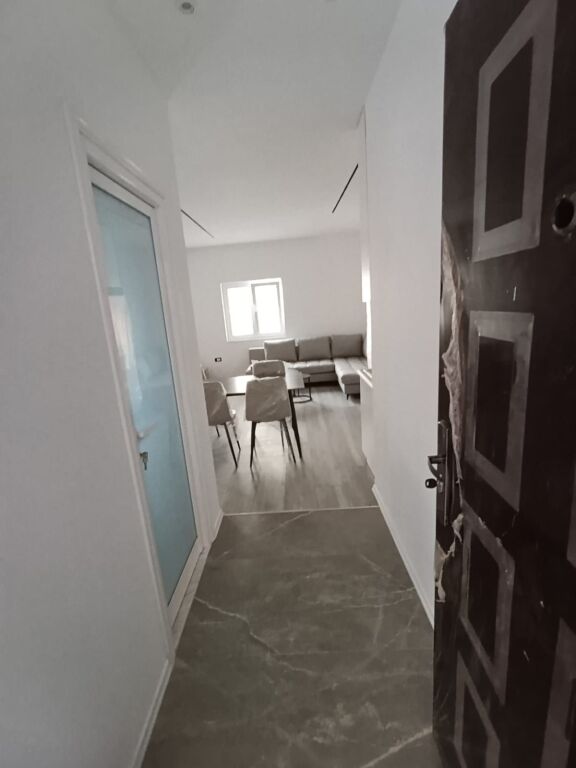 Qera | Vilë 2 + 1 | Kodra E Priftit | 550 €/muaj