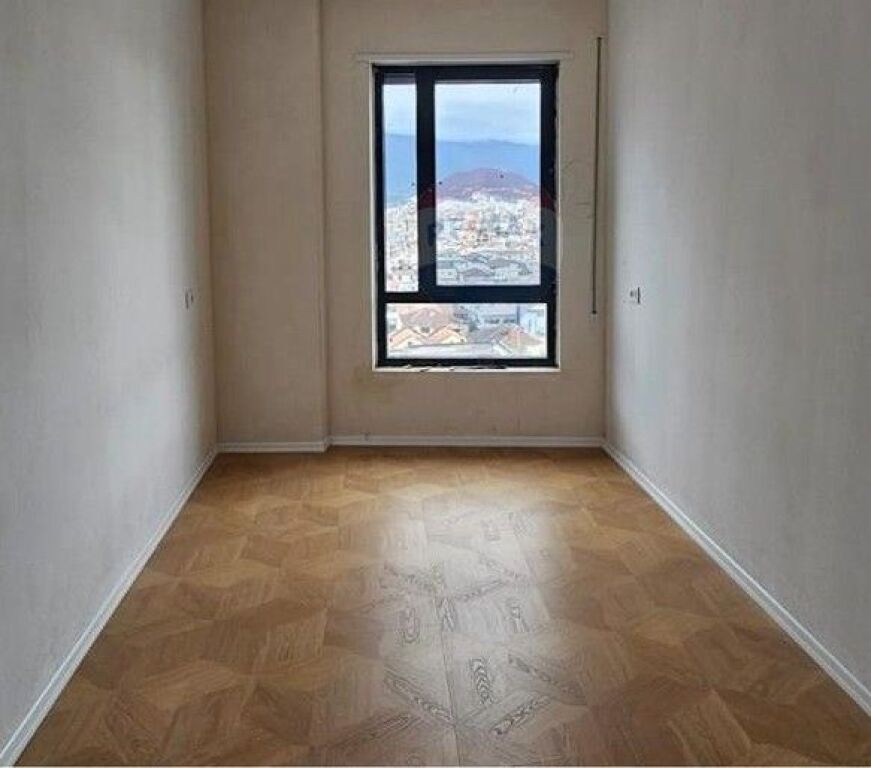 Apartament - Për Shitje - Rruga 5 Maji, Tiranë   ID: 530181101-278