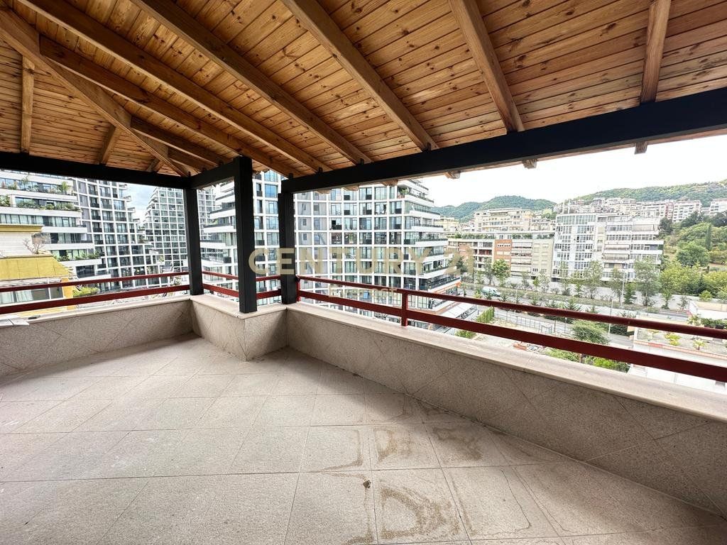 DINAMO COMPLEX, LUXURY PENTHOUSE FOR SALE