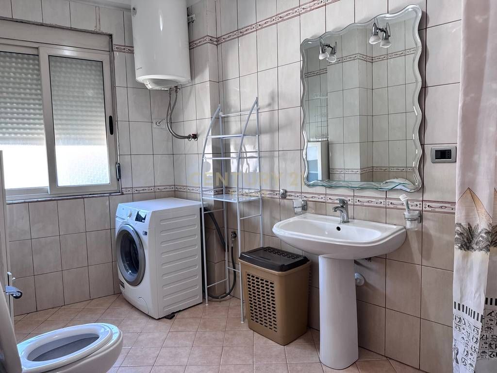 Apartament 1+1 me qira – Rruga e Durrësit