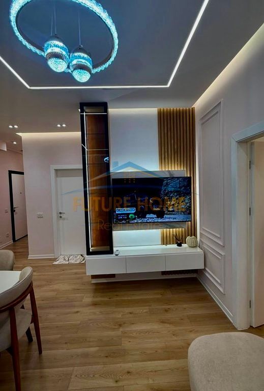 Affitto, Appartamento 2+1, Residenza "Porta Tirana e Re", Sauk