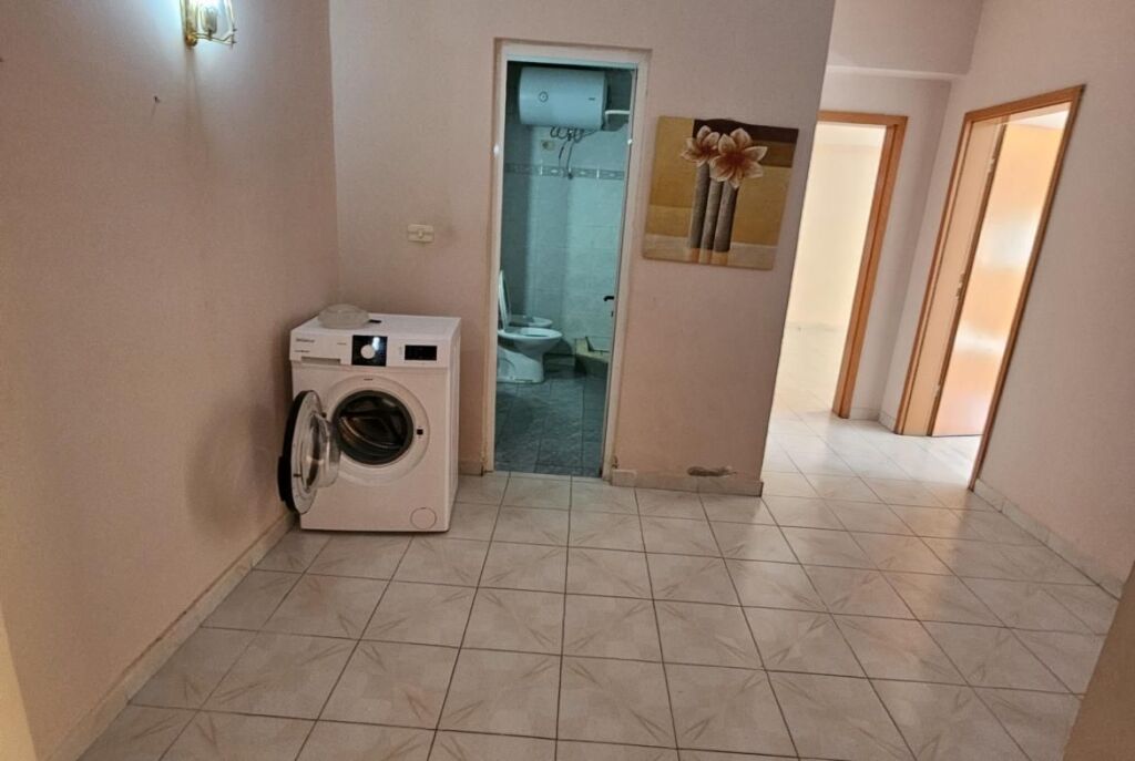 Pranë Rrugës së Kosovarëve, Shitet Apartament 2+1 Ne Zone Elitare!