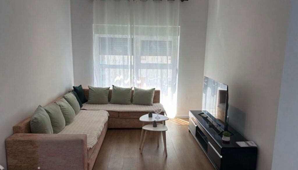 Apartment 2+1+2 for rent in Ali Dem, Pasho Hysa street