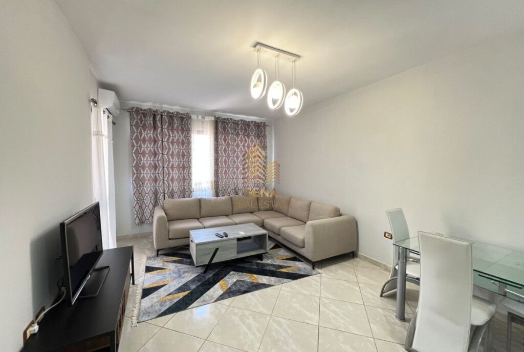 Affitto, Appartamento 1+1+2Blk, Astir- vicino al Complesso Molla, 45.000 Lek/Mese