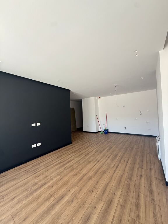 Office for Rent at Kika 2