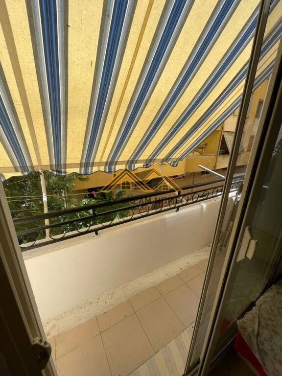 SHITET GARSONIERE TEK SHKEMBI KAVAJES DURRES!