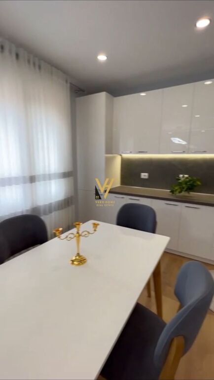 APPARTAMENTO 2+1+2 IN AFFITTO A ZOGU I ZI 97.000 LEKE