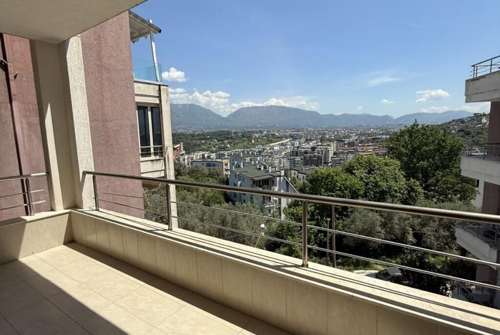 Near the Dry Lake Super Apartment 2+1+2 For Sale With Fantastic View!