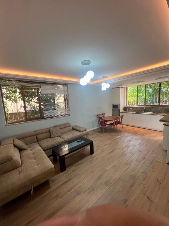 Apartament kat vile per qira