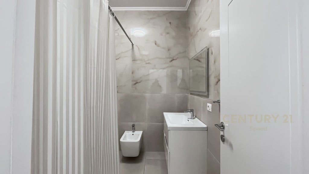 Jepet me qira apartament 2+1 pranë Uzinës Dinamo!
