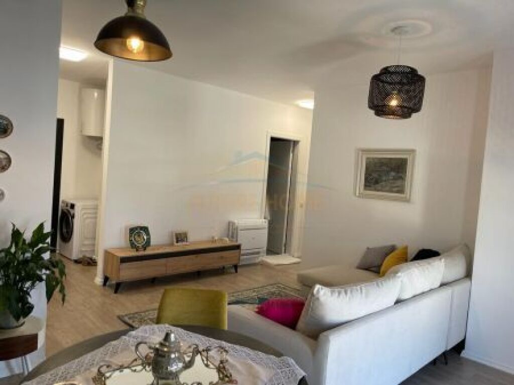 Shitet,Apartament 2+1, Univers City, Tirane