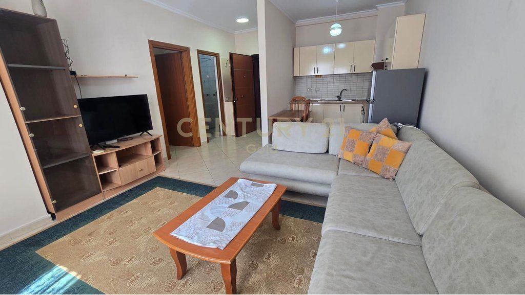 FOR RENT 1+1 APARTMENT AT "SIRI KODRA" STREET! Gold146650
