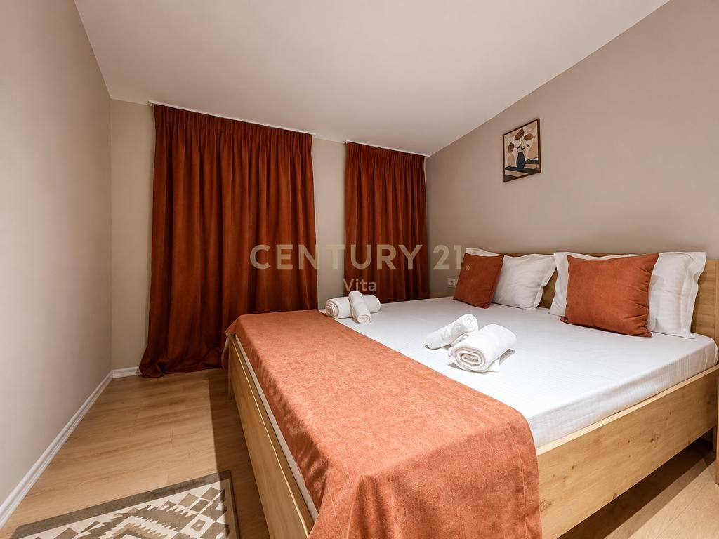 Jepet me qira Vilë 2-Katëshe me Pishinë në Pjezë – Oazi Juaj i Qetësisë dhe Argëtimit !! 1,800 € /Muaj 150,000 Lekë /Muaj