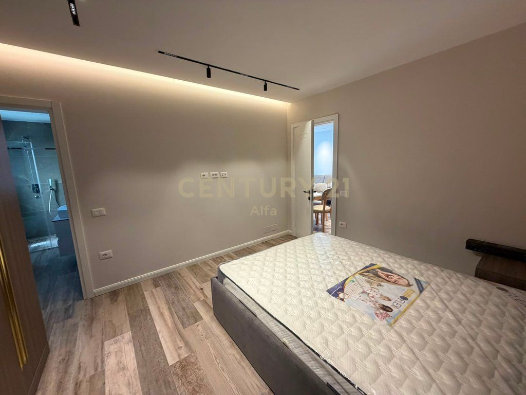 Premium Apartment 2+1+2 with brand new furniture for rent in the heart of Tirana – Donika Center