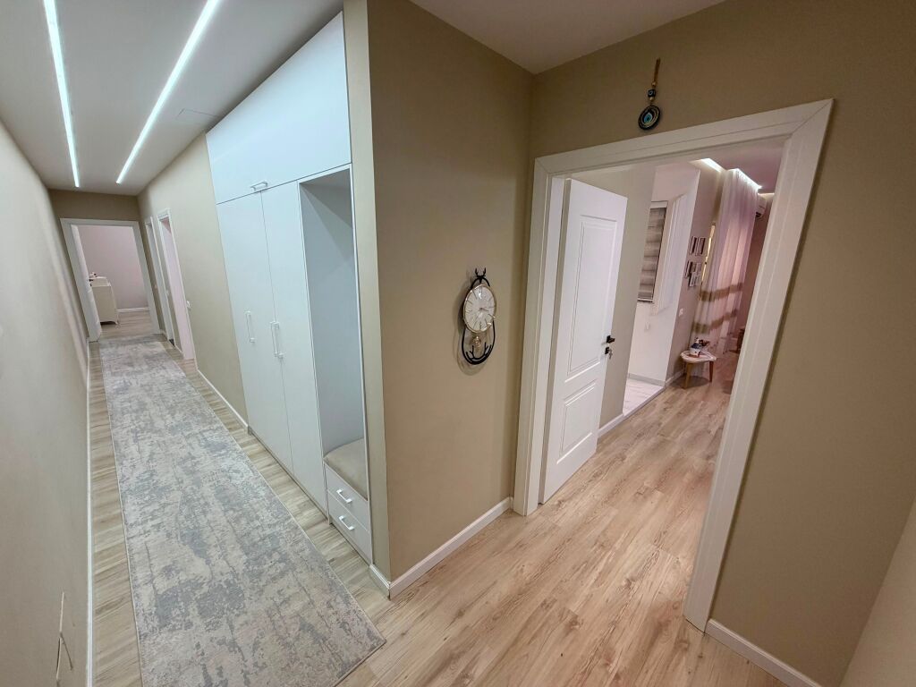 🏡 Appartamento 2+1 in vendita   📍 Posizione: vicino a Top Chanel, Via Kasem Shima