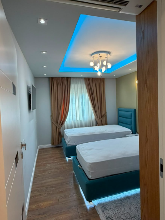 ✅ SHITET APARTAMENT LUKSOZ 2+1+2 | Blloku Gintash, Laprakë