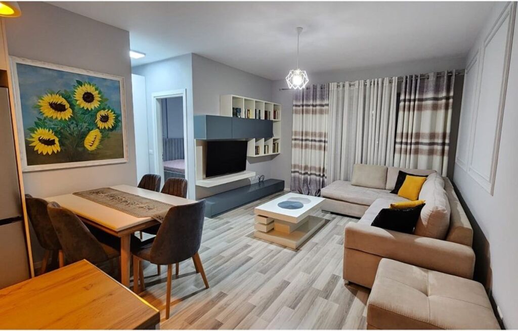 Jepet me qera apartament 1+1 tek Rruga e Dibres