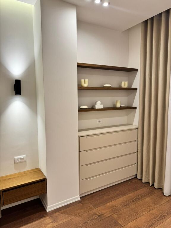 Apartament 1+1+parkim me qira