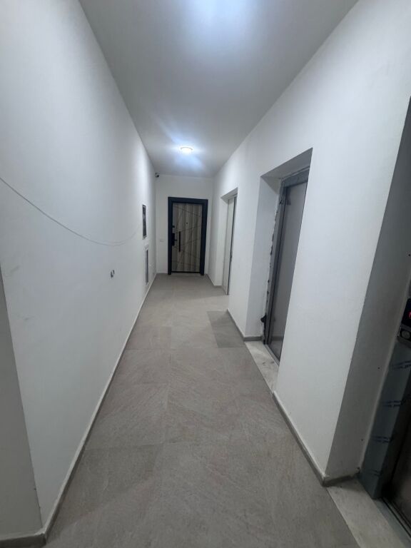 Jepet me qera ambient per zyre 2+1 te 5 Maji
