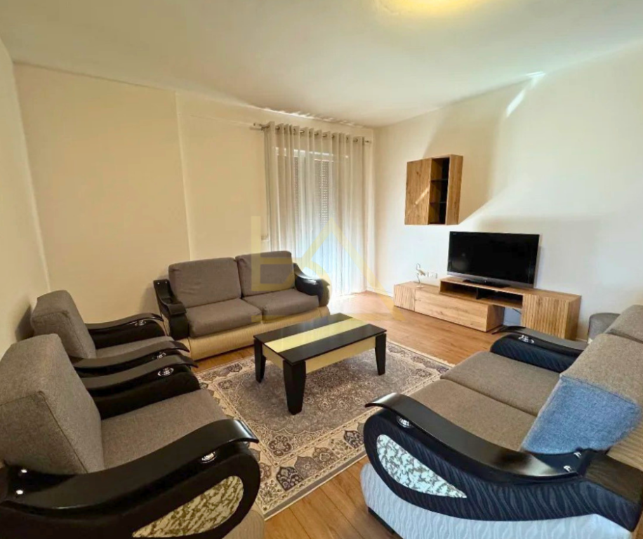 Apartament 2+1 me Qira – Paskuqan 2, Tiranë