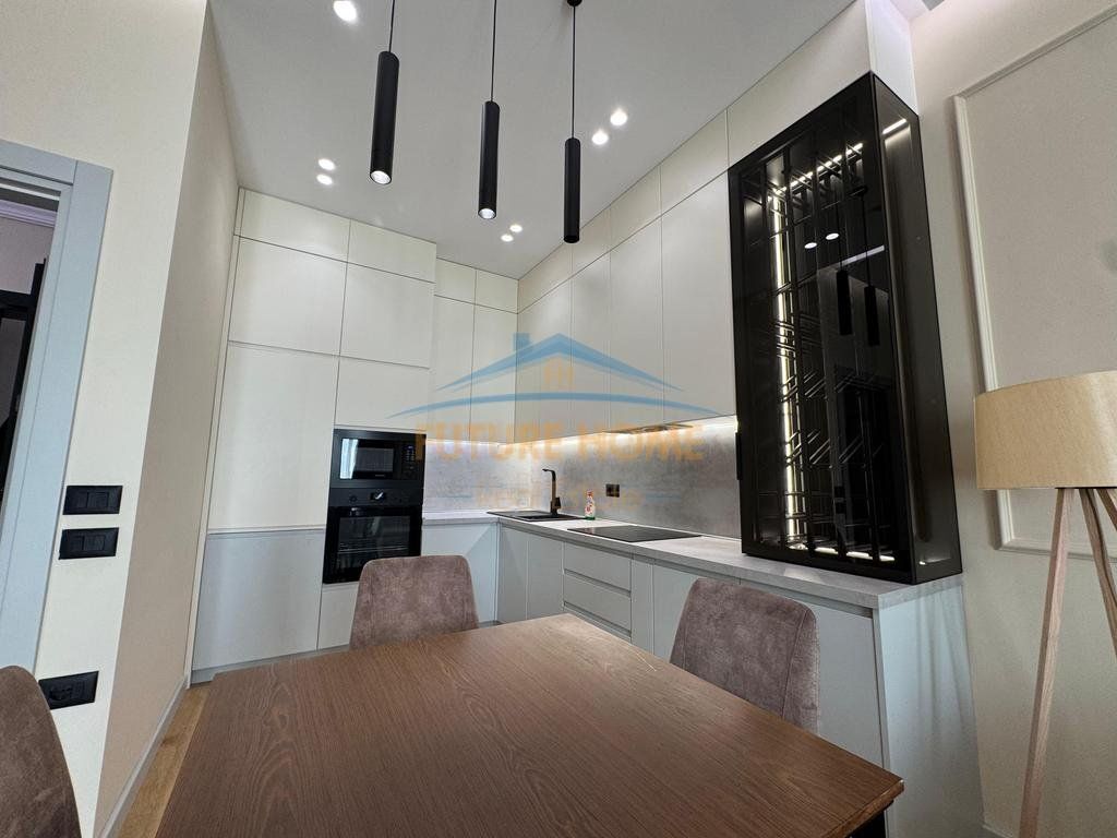 Disponojme per Qera, Apartament 1+1, Rruga e Kavajes, Tirane