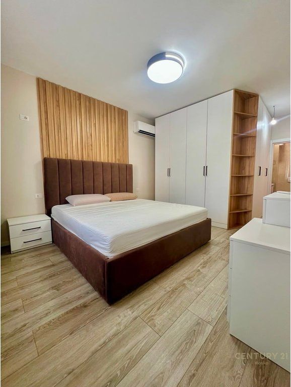 2+1 apartment with parking space for rent, Ish-Parku, Ndre Mjeda Street