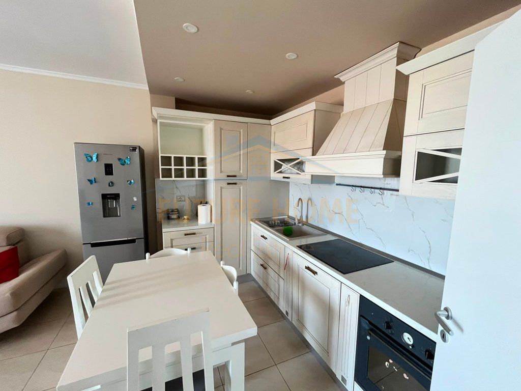 Qera, Apartament 2+1+2 Galaktiku, Durres
