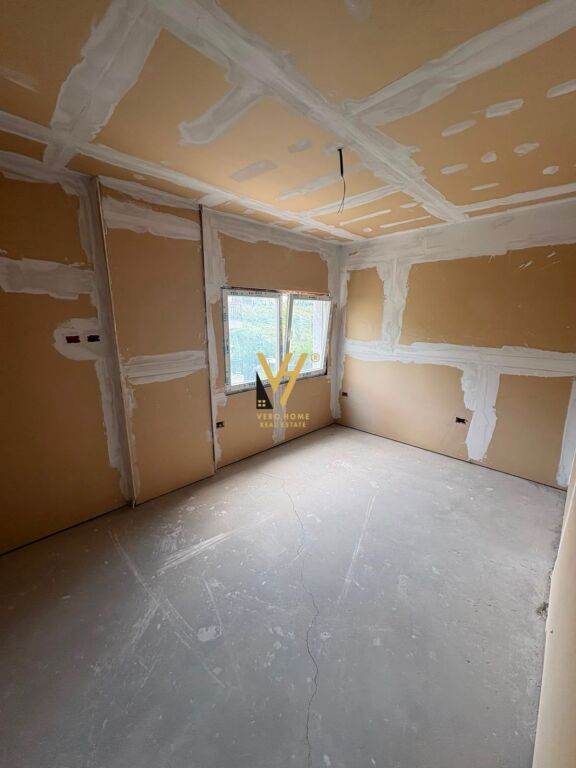 SHITET APARTAMENT 2+1+2+BLK TE LAKELAND RES. FARKE 198.000 EURO