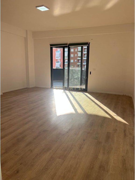 Apartament 2+1 Me Qira, Unaza e Re, Tiranë