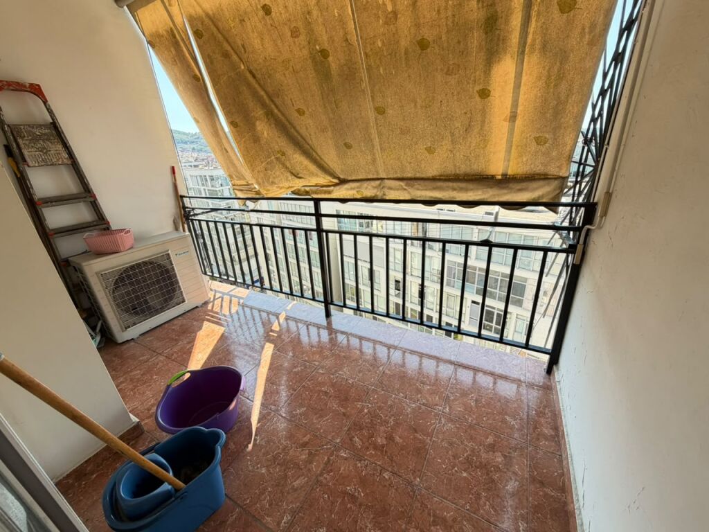 🏡 Shitet Apartament 2+1 📍 Komuna e Parisit (pranë Kika 2)💰 Çmimi: 250.000.000 lekë