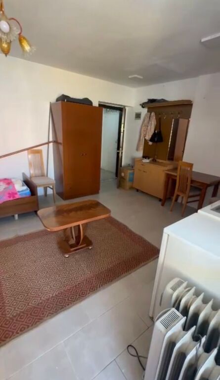 Garsoniere me qera tek Kryqezimi i 5 Majit per 2 Persona