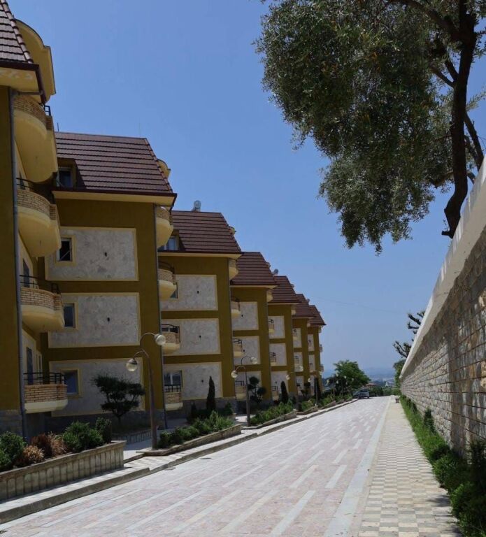Appartamento 1+1 in vendita presso Laleland Residence, Farke, Liqeni i Farkes.