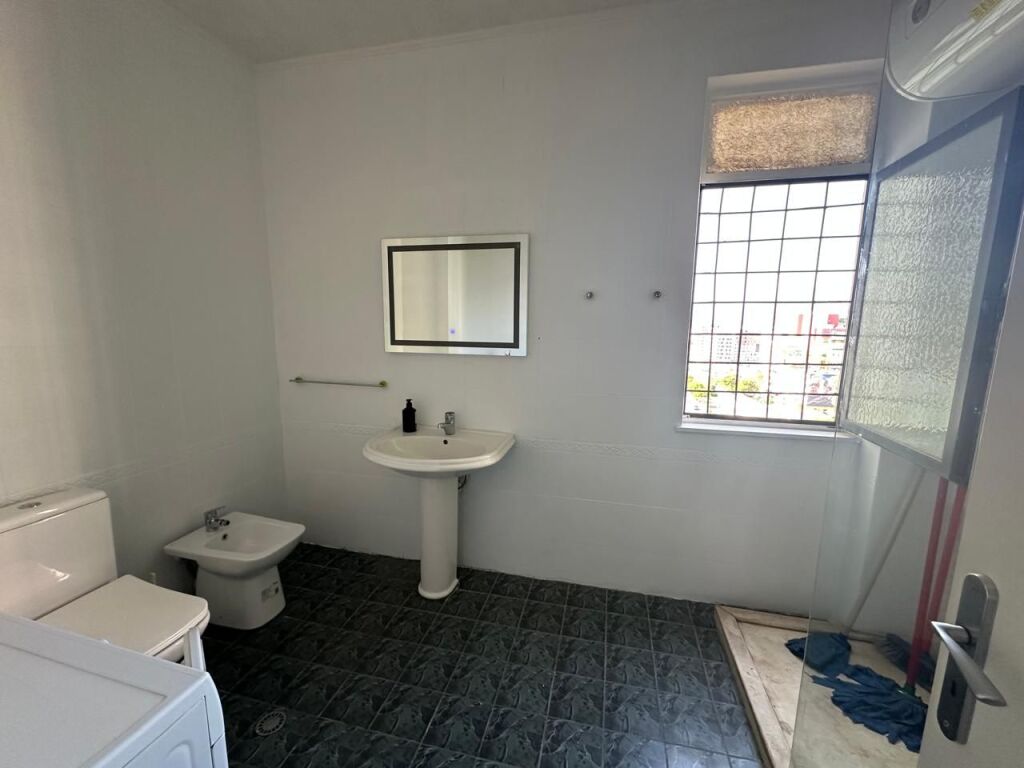 🏢Ex Stazione Ferroviaria, appartamento in affitto, 2+1, arredato. 80.000 Leke