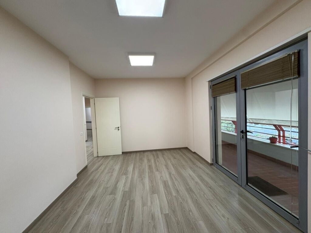 Appartamento 3+1+2 in vendita vicino al Lago vicino a Pavaroti!