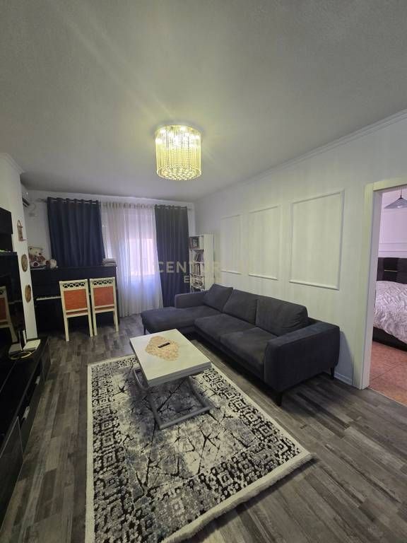 Apartament 1+1 me qira te Komuna e Parisit