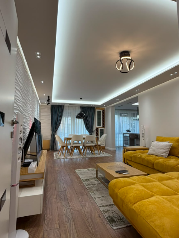 ✅ SHITET APARTAMENT LUKSOZ 2+1+2 | Blloku Gintash, Laprakë