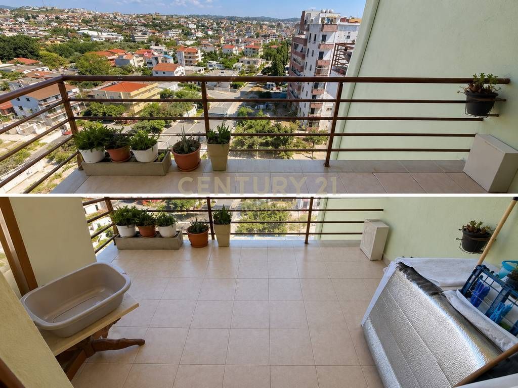 Shitet Apartament 1+1 , Plazh Hekurudha !
