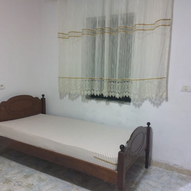 Qera | Garsoniere | Rruga Arben Broci | 300 €/muaj