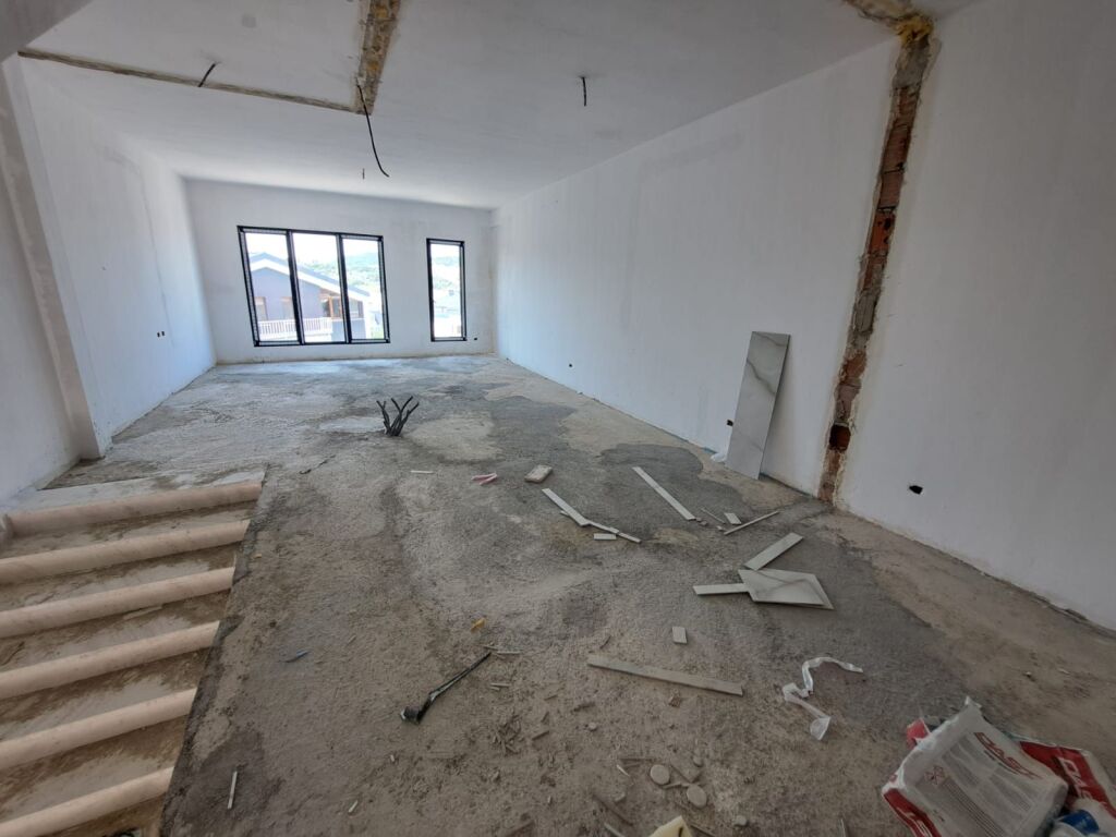 Triplex for Sale, Piccadilly Residence, near TEG