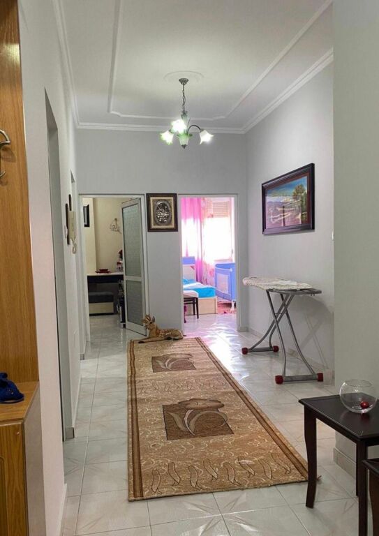 Apartment 2+1+2 is given at the old last station of new Tirana