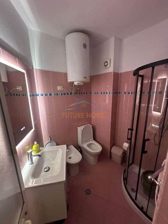 For rent, Apartment 1+1, Port Street, Durres